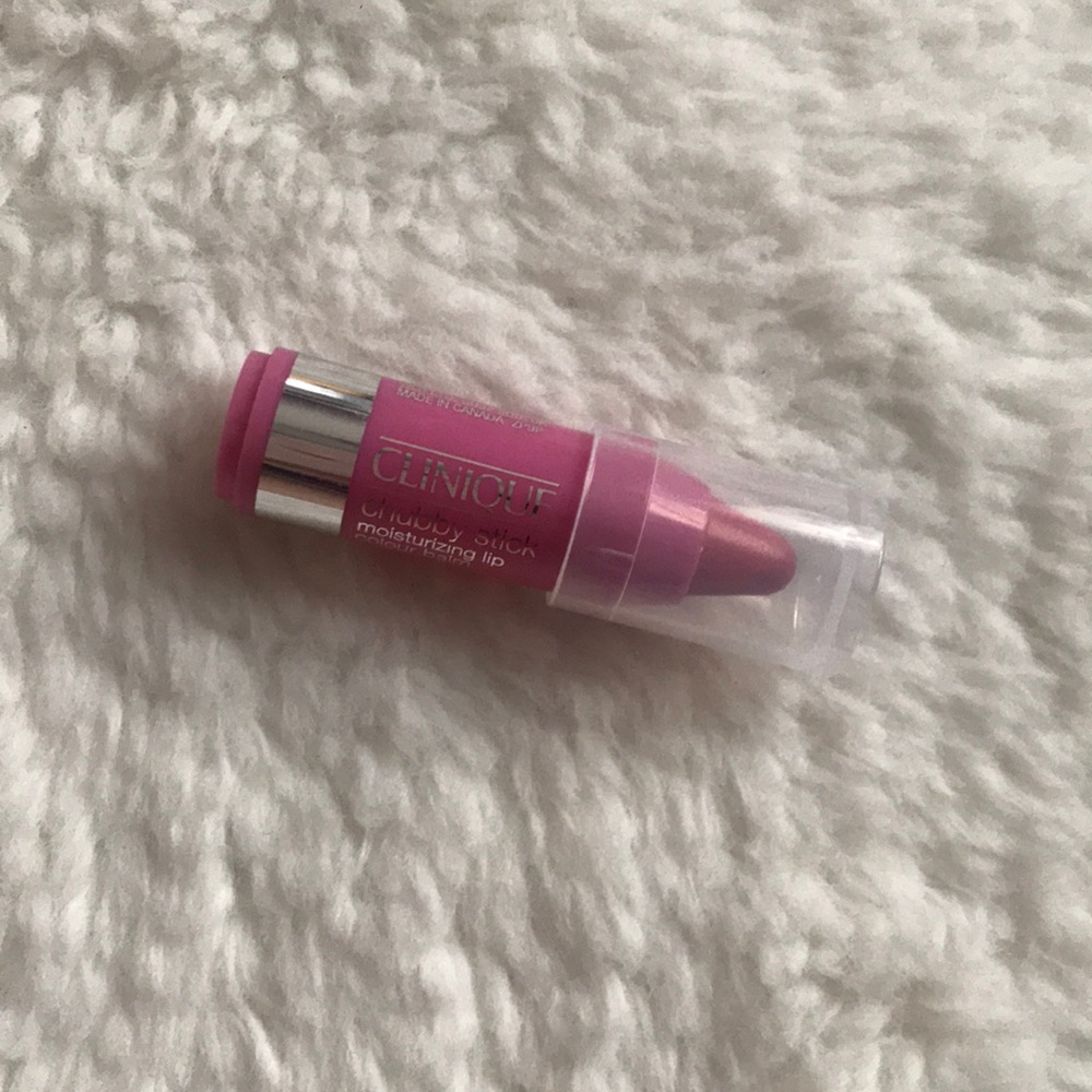 Travel sized Clinique lip chubby